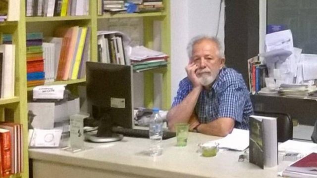 Πέθανε ο Γιώργος Κολέμπας