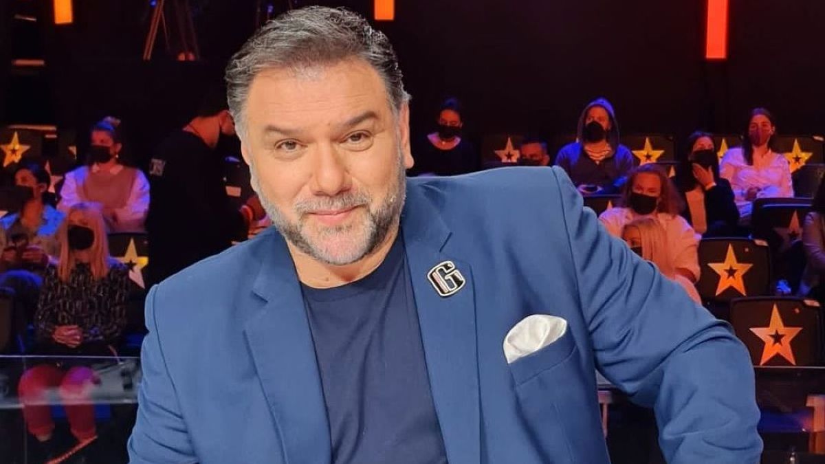 Σοκάρει ο Γρηγόρης Αρναούτογλου: «Φοβούνται για την υγεία μου – Kοιμάμαι με μηχάνημα οξυγόνου, γιατί…»