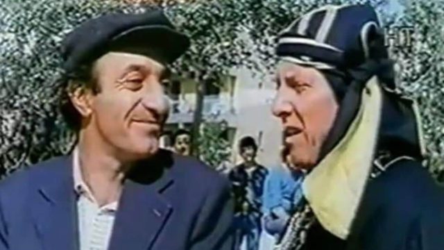 Ο Κωστίκας και ο Γιωρίκας κάθονται στο καφενείο όταν πηγαίνει ένας… Το ανέκδοτο της ημέρας (14/5)