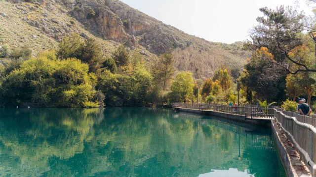 Λίμνη Ζαρού: Ο επίγειος παράδεισος με την υδάτινη αγκαλιά στη σκιά του Ψηλορείτη (Video)