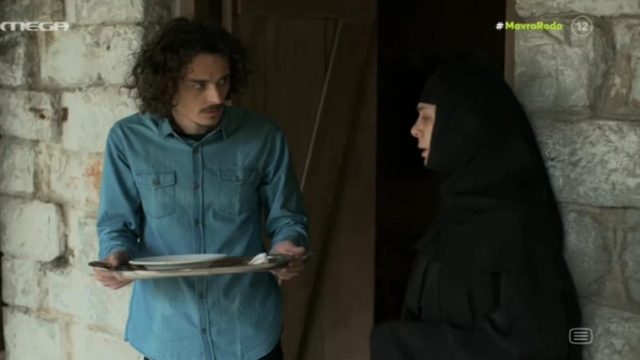 Μαύρο Ρόδο: «Ας ξυπνήσει η Μυρσινάρα μέσα σου ρε Φιλαρέτη» – Οι Τουιτεράδες πήραν το αίμα τους πίσω (photos)
