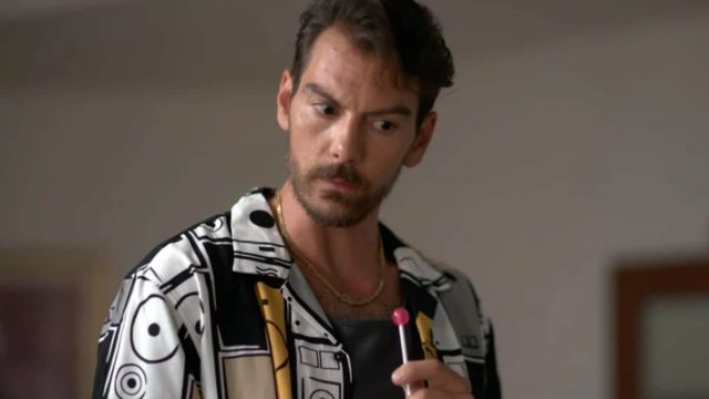 Μαύρο Ρόδο Super Spoiler: «Σκοτώστε το κάθαρμα!» – Νεκρός ο Βίκος