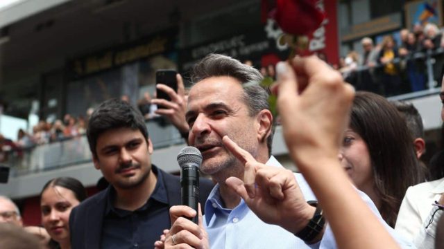 Μητσοτάκης από Κηφισιά: «Το 2023 δεν είναι 2015 – Η ΝΔ με Πρωτομαγιά, ο Τσίπρας με Πρωταπριλιά» (Vid)