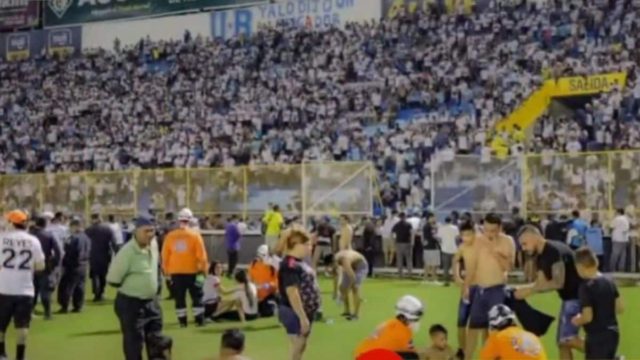 Τραγωδία σε γήπεδο του Σαλβαδόρ: 14 άνθρωποι έχασαν την ζωή τους από ποδοπάτημα (video)