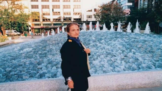 Πέθανε η εικαστικός Νέλλα Γκόλαντα