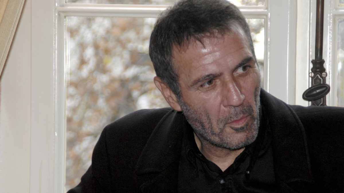 Απίστευτη μεταμόρφωση: Έτσι θα ήταν σήμερα αν ζούσε ο Νίκος Σεργιανόπουλος! (photo)