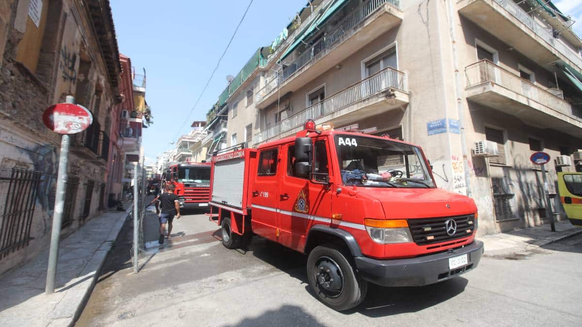 Φωτιά σε γραφείο υποψήφιας βουλεύτριας (photo)
