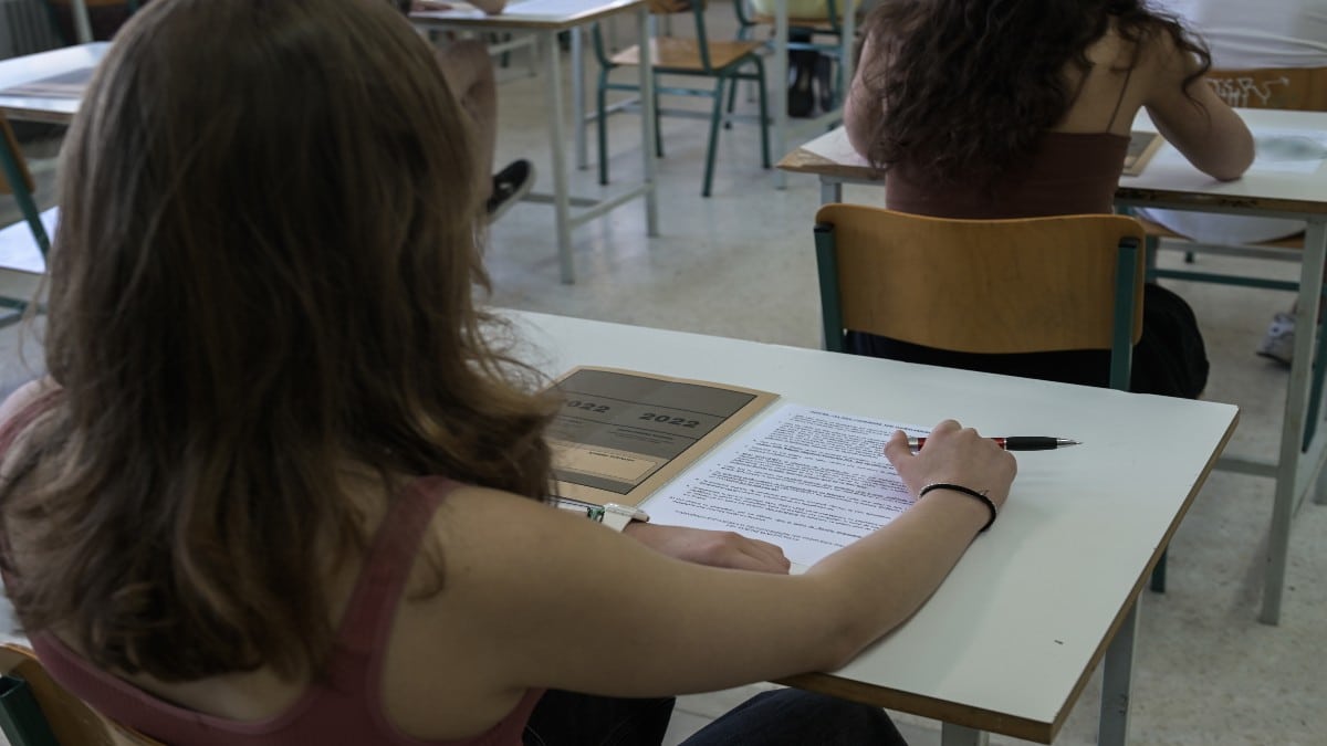 Πανικός στα Λύκεια:”Έπεσε” η Τράπεζα Θεμάτων! Στον “αέρα” οι ενδοσχολικές εξετάσεις