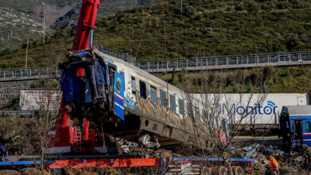 Τραγωδία στα Τέμπη: Ποινική δίωξη στα διοικητικά στελέχη του ΟΣΕ