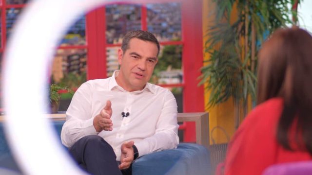 Αλέξης Τσίπρας: «Υποτιμητικό το 150αρι που εξήγγειλε για τους νέους ο Μητσοτάκης» – Οι προτεραιότητές του αν εκλεγεί πρωθυπουργός (Video)