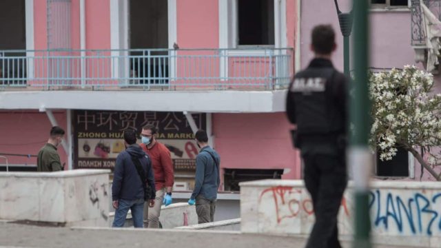 Έγκλημα στη Βαρβάκειο: Με είκοσι μαχαιριές δολοφονήθηκε η 60χρονη – Πού στρέφονται οι έρευνες