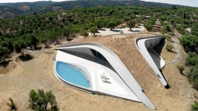 Βίλα στην Πελοπόννησο πήρε βραβείο ως η εντυπωσιακότερη κατοικία παγκοσμίως και το εσωτερικό της μαγεύει