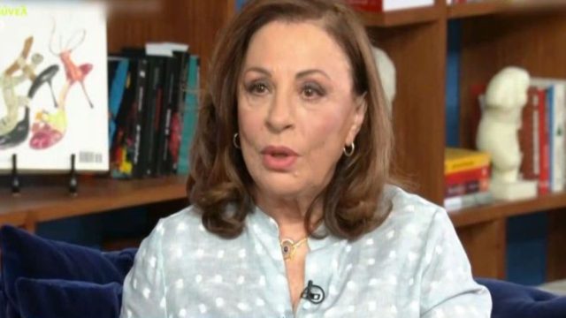 Σπάραξε η Χάρις Αλεξίου: «Το πένθος ήταν για την απώλεια της…»