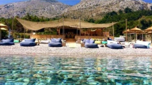 Υποτιμημένο διαμάντι: Το ελληνικό νησί που θα έπρεπε να βουλιάζει από κόσμο δεν το προτιμάει κανείς