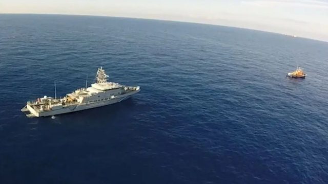 Ναυάγιο στην Πύλο: Βίντεο ντοκουμέντο από το ΓΕΕΘΑ – Τα πρώτα πλάνα από την διάσωση των μεταναστών (video)