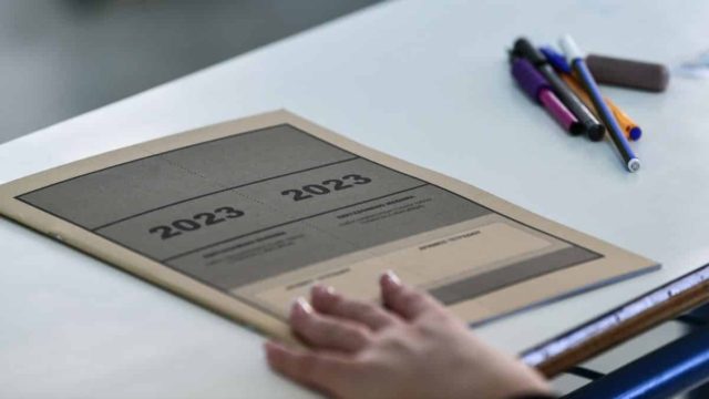 Πανελλήνιες 2023: Ανακοινώθηκαν οι βαθμολογίες – Πώς θα μάθετε τα αποτελέσματα