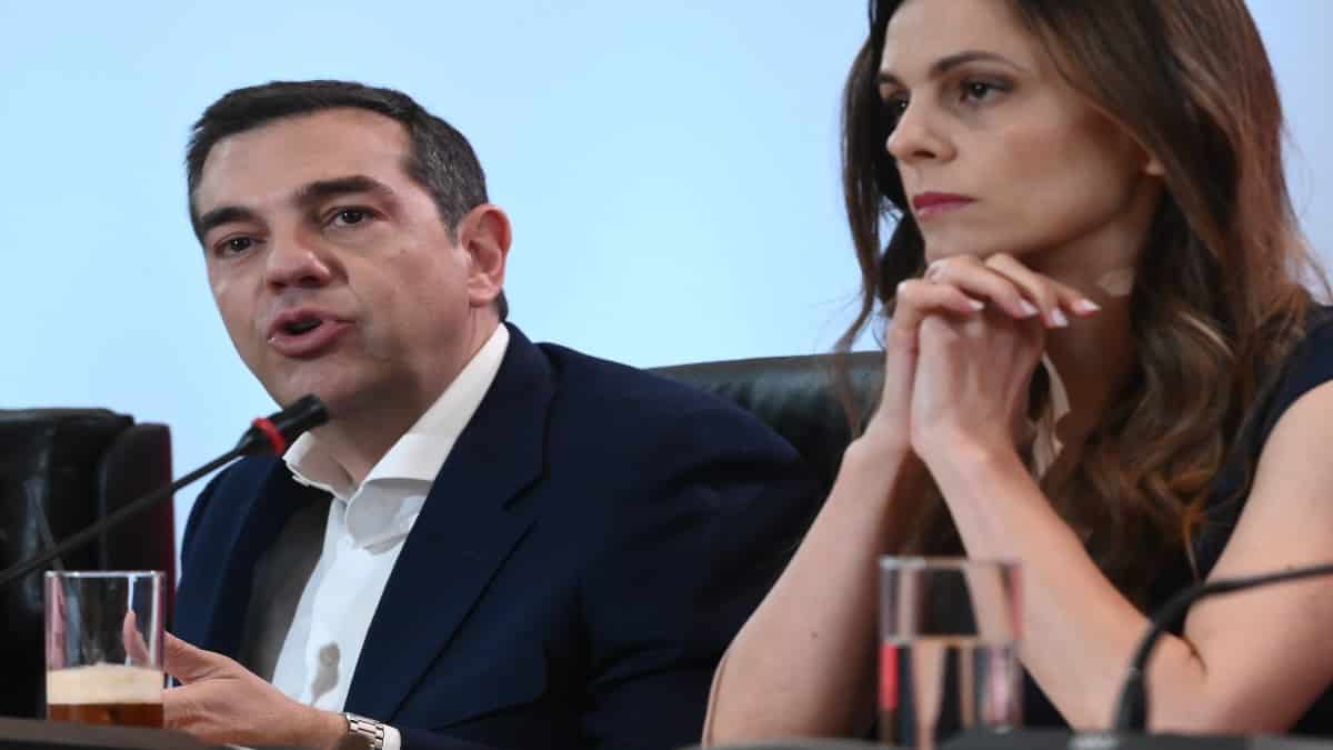ΣΥΡΙΖΑ: «Ο Αλέξης Τσίπρας ήταν και θα παραμείνει ένα μεγάλο κεφάλαιο» – Η πρώτη ανάρτηση της Αχτσιόγλου μετά την παραίτησή του (photo)