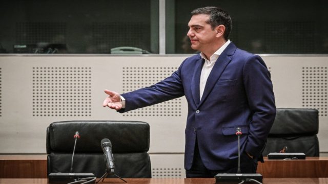 Το «θολό» μέλλον του ΣΥΡΙΖΑ: Τα πρόσωπα στην κούρσα διαδοχής του Αλέξη Τσίπρα – Η επανεμφάνιση-γρίφος και οι βασικές προτεραιότητες της επόμενης ημέρας (Video)