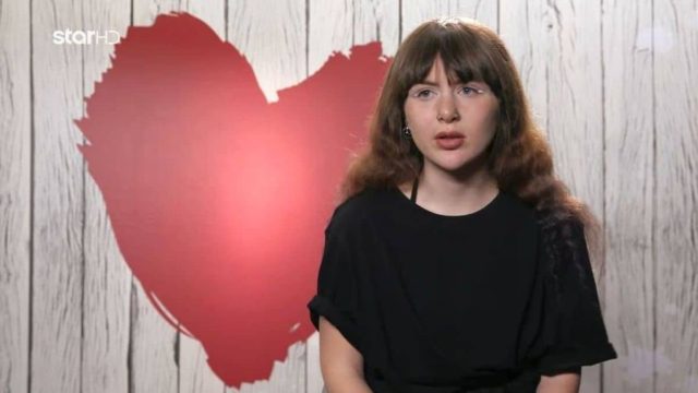 Τυπάρα στο «First Dates» ρωτάει τους γκόμενους τι πόκεμον είναι και αναρωτιέται γιατί οι γονείς του πρώην της πίστευαν ότι είναι ηλίθια!