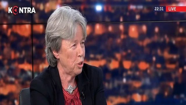 Αθηνά Λινού: «Δεν τείνουμε να παρατείνουμε τη ζωή των αγαπημένων μας, όταν είναι δεδομένο ότι δεν υπάρχει πλήρης θεραπεία!» – Τι είχε πει στο παρελθόν η καθηγήτρια Επιδημιολογίας και υποψήφια με τον ΣΥΡΙΖΑ