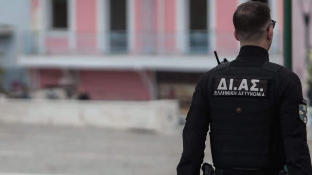 Διπλή τραγωδία στο Λασίθι: Σύμπτωση οι απαγχονισμοί των δύο 35χρονων αστυνομικών; Το σημείωμα, οι εξομολογήσεις και το μπουκάλι με τη βότκα (video)