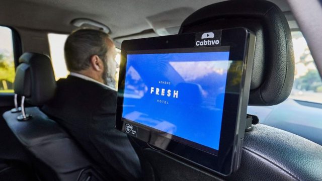 Οι ψηφιακές οθόνες της Cabtivo είναι πλέον σε πλήρη λειτουργία με εντυπωσιακά αρχικά αποτελέσματα