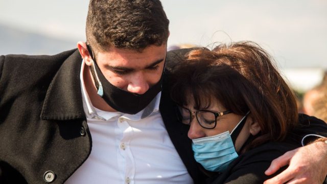 Δολοφονία Καραϊβάζ: «Δεν θα πάρουμε ούτε ένα ευρώ για τη δολοφονία» – «Σπάει» τη σιωπή ο γιος του