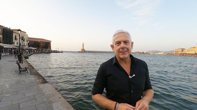Ο Τάσος Δούσης δίνει την λύση στον τουρισμό: Διαμονή στα Χανιά μέχρι 100 ευρώ για Ιούλιο!