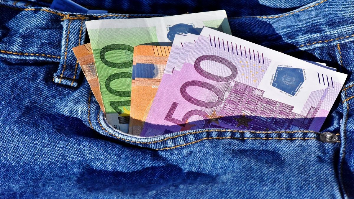 «Ειδικό» επίδομα έως 250 ευρώ απευθείας στα ΙΒΑΝ – Οι δικαιούχοι