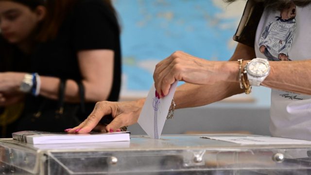 Εκλογές 2023: Επίσημη ενημέρωση ΥΠΕΣ (25/6) – Στο 11,29% η συμμετοχή μέχρι τις 10:30 το πρωί