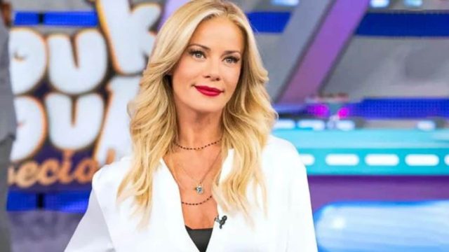 Ανατροπή με Ζέτα Μακρυπούλια – Υπογράφει για μεγάλη εκπομπή!