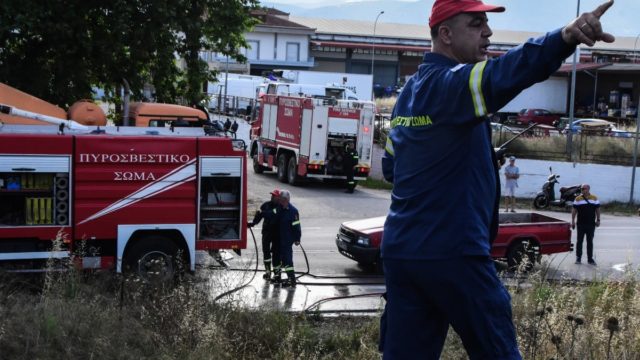 Μεγάλη φωτιά στην Κυψέλη Τροιζηνίας-Μεθάνων: Κινητοποιήθηκαν επίγειες και εναέριες δυνάμεις της Πυροσβεστικής