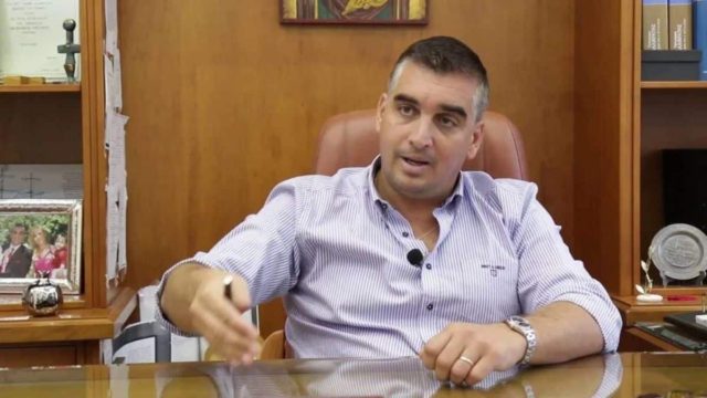 Τραγωδία στον Άλιμο: Πατέρας του Δημάρχου Αργυρούπολης – Ελληνικού, Γιάννη Κωνσταντάτου ο 75χρονος που πνίγηκε στην παραλία