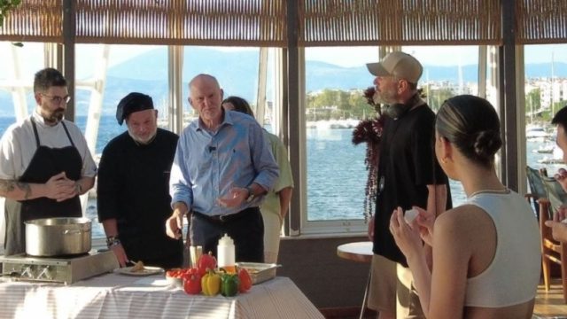 Γιώργος Παπανδρέου: Κριτής μαγειρικής σε ισραηλινή εκπομπή (Βίντεο)