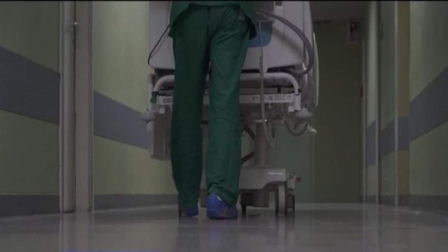Τραγωδία στην Ημαθία: «Μη αναστρέψιμη η κατάσταση του 8χρονου όταν έφτασε στο νοσοκομείο» – Νοσηλεύεται και ο ξάδερφός του με συμπτώματα στρεπτόκοκκου! (Video)