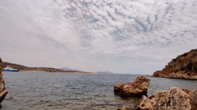 Η φωτογραφία της ημέρας: Συννεφιασμένο πρωινό στο Καβούρι