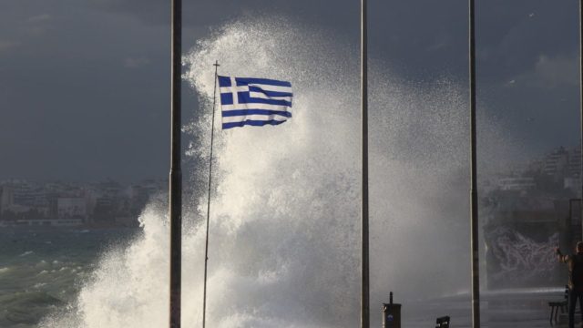 «Ενοχλητικά» Μερομήνια ενόψει Ιουλίου – «Λευκά “πρόβατα” και ταξίδια με μικρές ενοχλήσεις…»