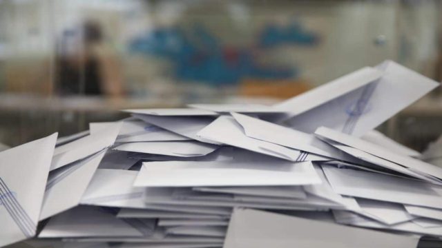Εκλογές 2023: Πώς ψηφίζουμε την Κυριακή – Τι πρέπει να ελέγξουμε σε σχέση με τα εκλογικά τμήματα
