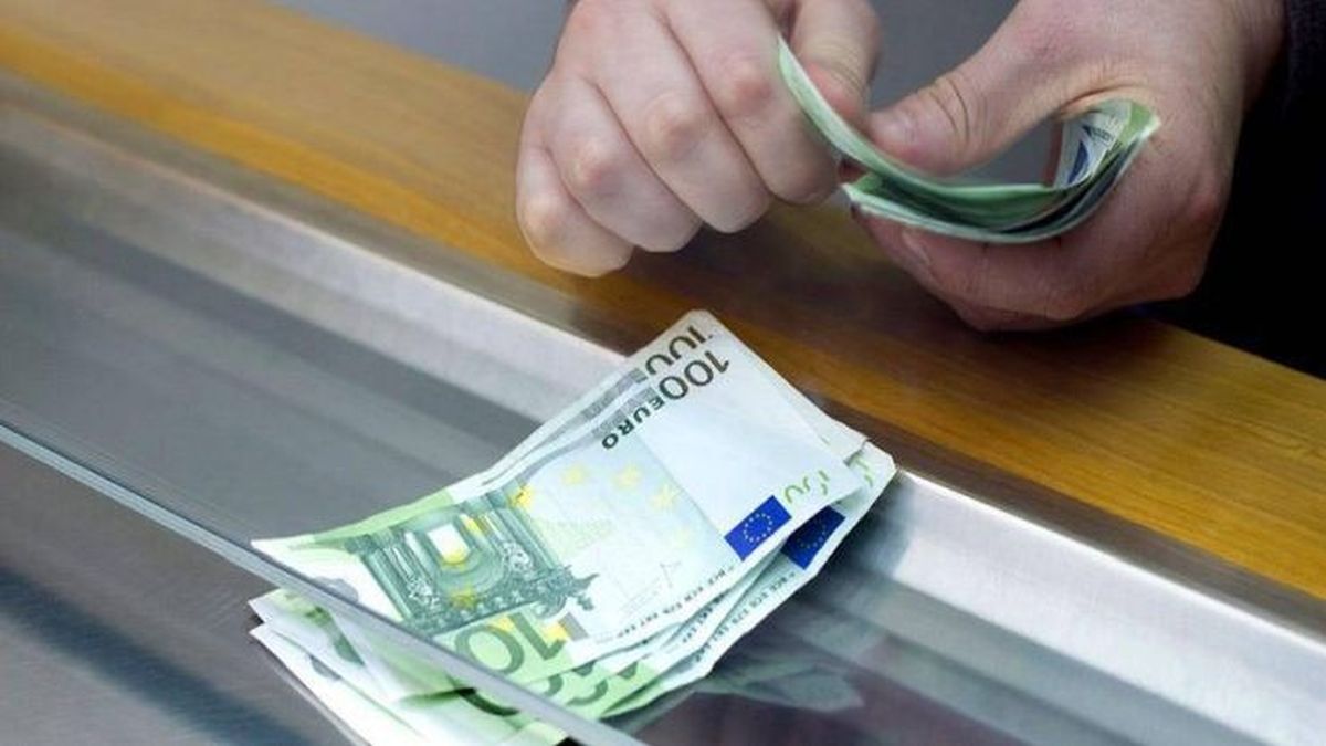 Τραπεζικές καταθέσεις έως 1.000 ευρώ έχει το 72,5% των Ελλήνων