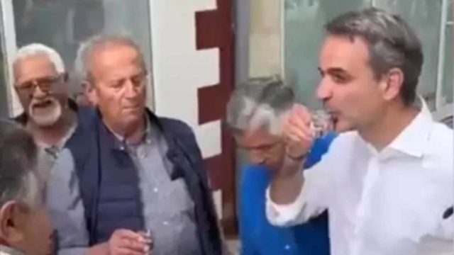 Σαρώνει ο Μητσοτάκης στο Tik Tok: Το νέο βίντεο με τις ρακές και την… «οργή» της Μαρέβας – «Μου φέρνει τις ανθοδέσμες στο κεφάλι»