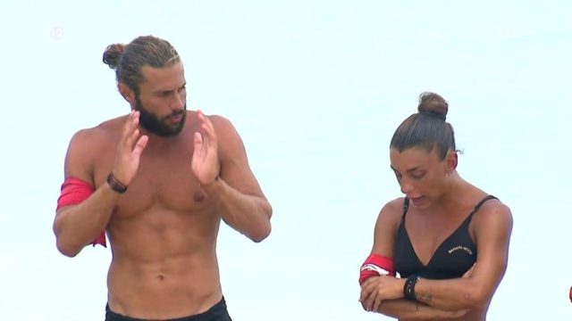 Survivor All Star: «Καρφί» Βασάλου για ύπουλη κίνηση της Μαριαλένας πριν την ψηφοφορία – «Εδώ θα γελάσετε όλοι…» (video)