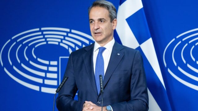 Μητσοτάκης στη Σύνοδο Κορυφής: Τετ-α-τετ με τους Ευρωπαίους ηγέτες και… μεταναστευτικό – «Χρειάζονται πιο καινοτόμες πολιτικές καταπολέμησης των…» (video)