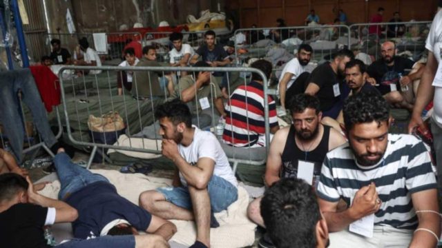 Ναυάγιο στην Πύλο: «Νόμιζα ότι ήταν οι τελευταίες μου ανάσες» – Συγκλονίζει επιζών από το «εφιαλτικό» ταξίδι