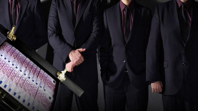 Μαρτυρία-σοκ πρώην μπράβου: «Μπορεί να έδερνα κάποιον, αλλά έπαιρνα καλά χρήματα…» (video)