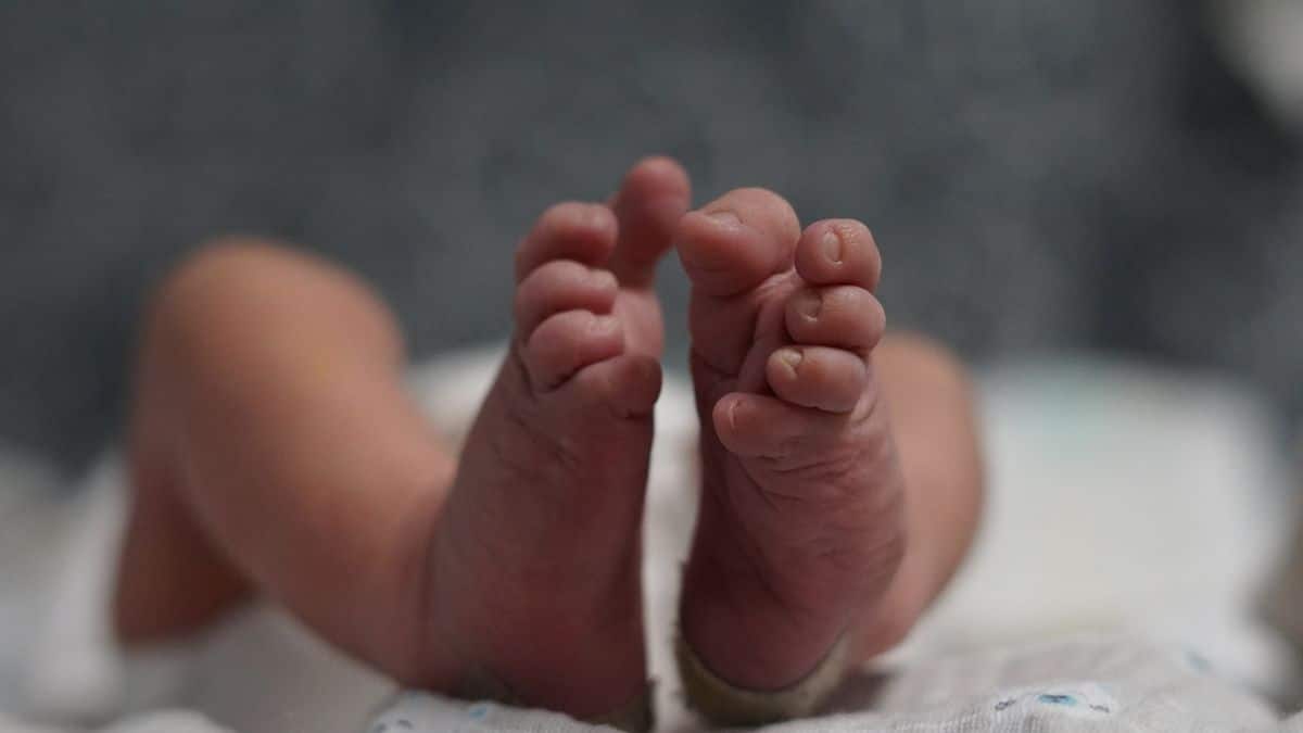 Ανείπωτη τραγωδία στη Λαμία: «Έσβησε» μωρό μόλις 10 μηνών – Το αγγελούδι δεν τα κατάφερε
