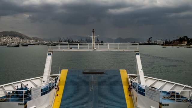 Θρήνος στην Σύρο: 44χρονος καπετάνιος πέθανε ξαφνικά ενώ βρισκόταν στο πλοίο