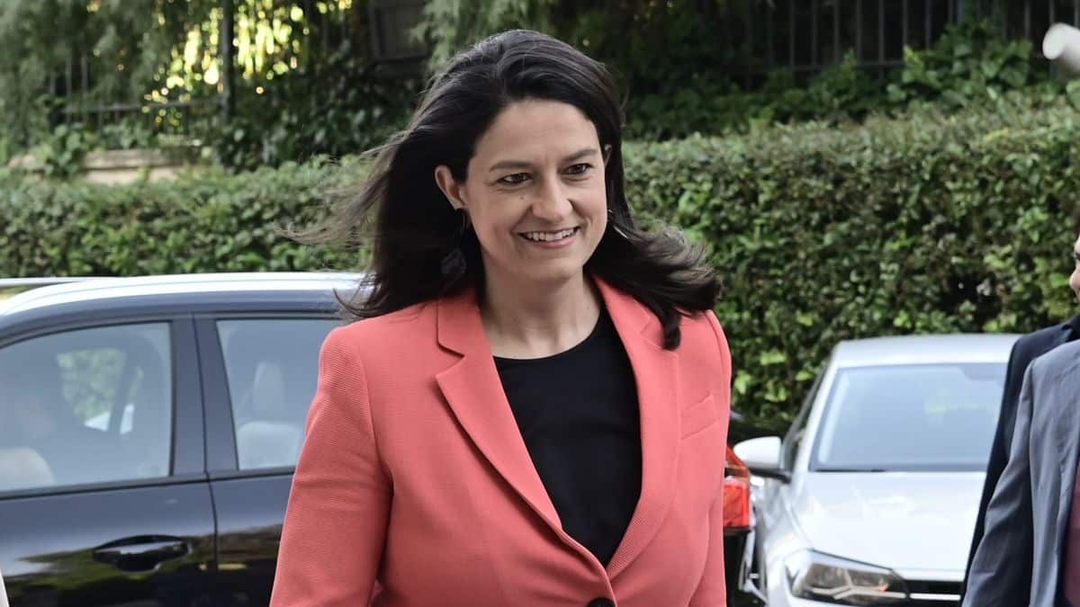 «Βόμβα» για τη Νίκη Κεραμέως: Πάνω από ένα εκατομμύριο ευρώ μόνο στην Deutsche Bank!