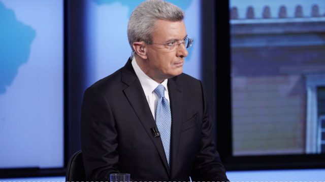Νίκος Χατζηνικολάου: Η πρώτη του εμφάνιση στο κεντρικό δελτίο του ANT1 μετά τον θάνατο του πατέρα του (photo)