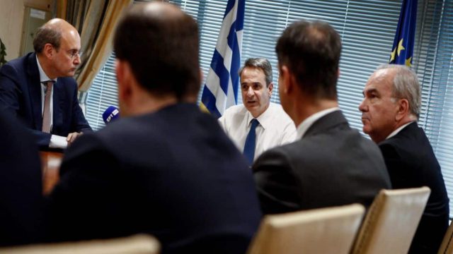 Τα 7 μέτρα «ανάσα» που εντάσσονται στο πρώτο οικονομικό νομοσχέδιο