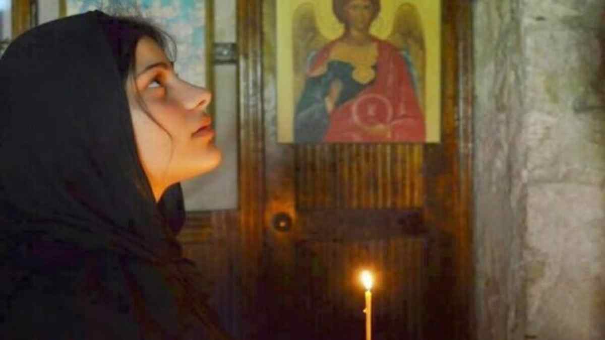«Απέλασον πάσαν μελαγχολίαν…»: Πανίσχυρη προσευχή για όσους έχουν κατάθλιψη και θέλουν να την νικήσουν